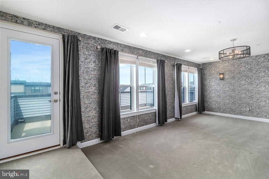 WESTMOORE - Residential Lease