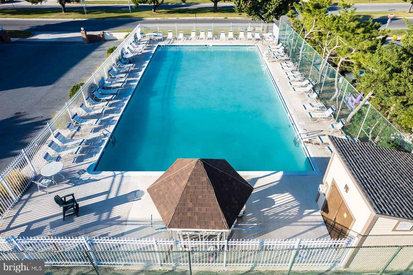 CLUB OCEAN VILLAS II - Residential