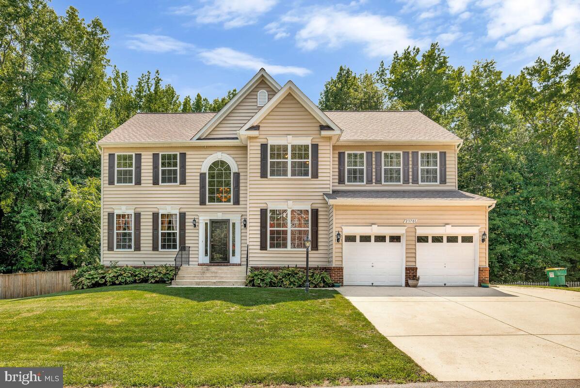 Welcome to the Villages at Leonardtown! This charming and spacious home offers the perfect blend of comfort and style. Situated in a tranquil neighborhood, this property features 4 bedrooms and 4.5 bathrooms, providing ample space for family and guests. Step inside to discover a bright and inviting living area with large windows that flood the space with natural light. The open-concept kitchen boasts modern appliances, and granite countertops. The master suite is a true retreat, complete with a walk-in closet and an en-suite bathroom featuring a luxurious soaking tub and a separate shower. Additional bedrooms are generously sized and offer plenty of storage space. The backyard is fully fenced in and includes a spacious deck. Located in the desirable Leonardtown area, this home is close to top-rated schools, shopping, dining, recreational amenities, and PAX River Naval Base! Don't miss the opportunity to make this beautiful house your new home! Schedule your showing today!