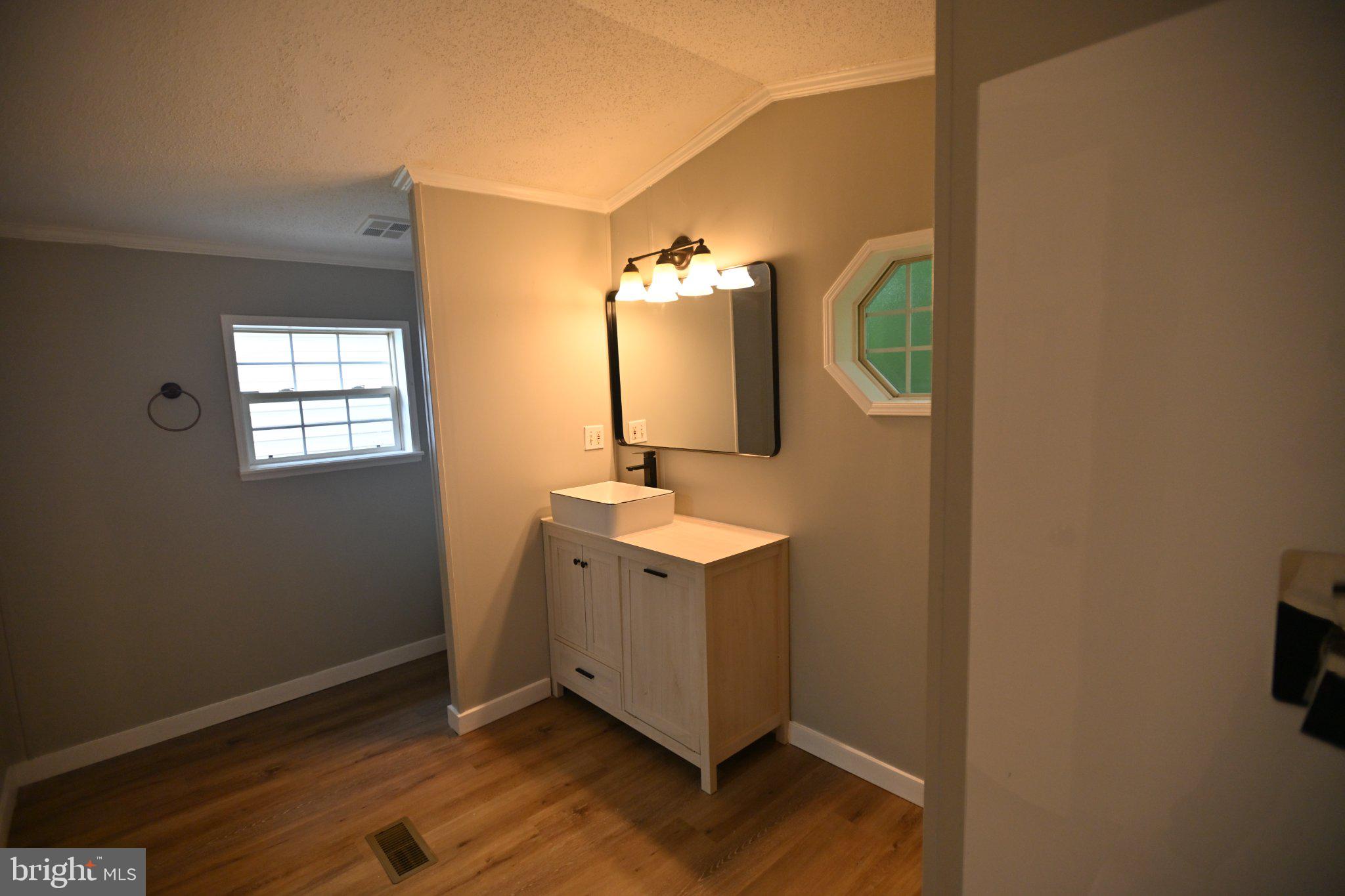 BOONES ESTATES - Residential