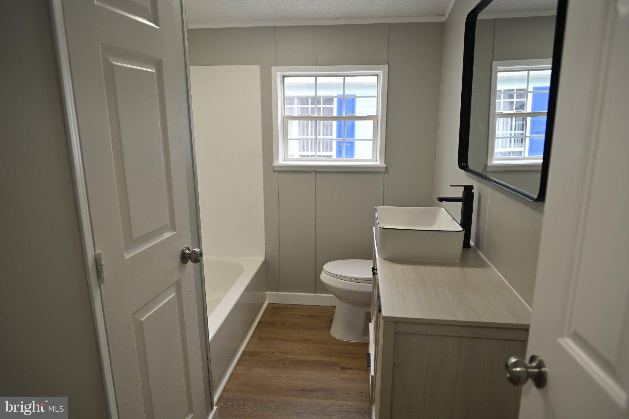 BOONES ESTATES - Residential