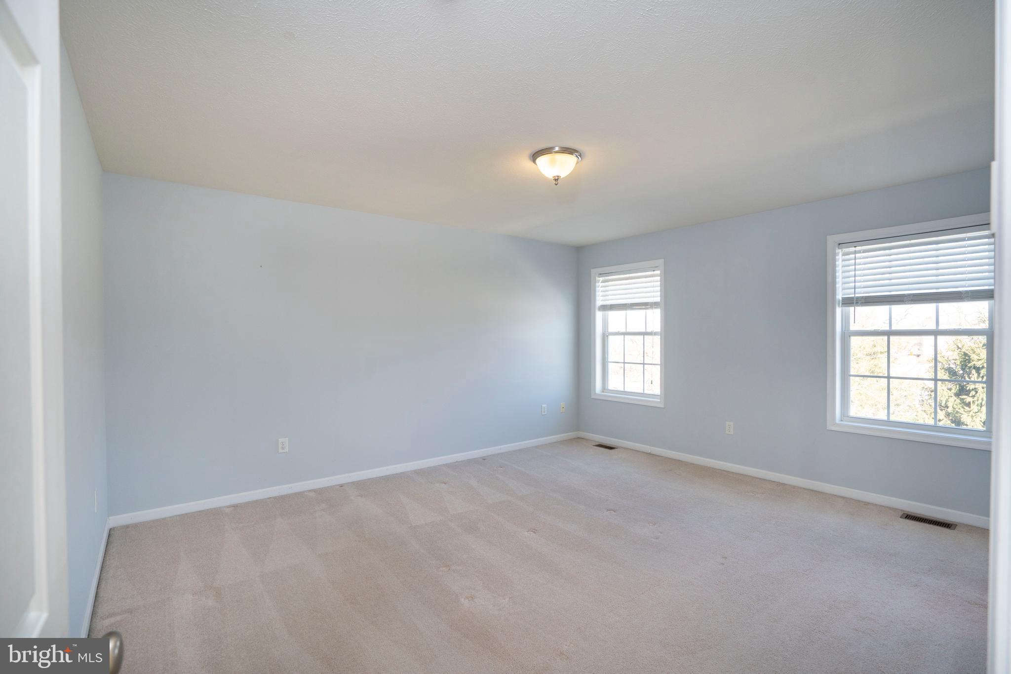 FOXPOINTE - Residential