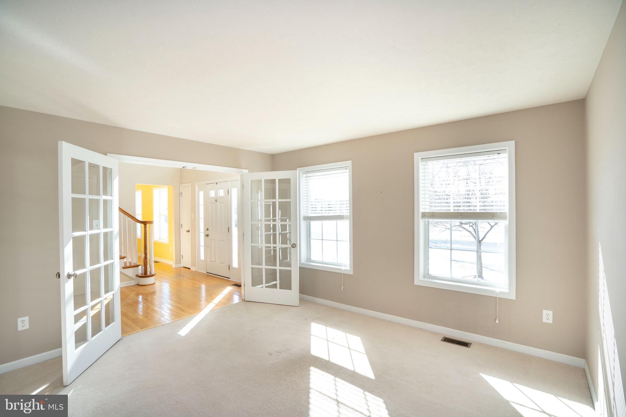 FOXPOINTE - Residential