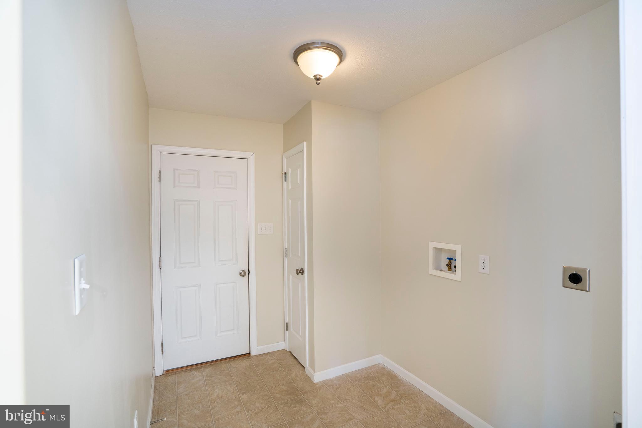 FOXPOINTE - Residential