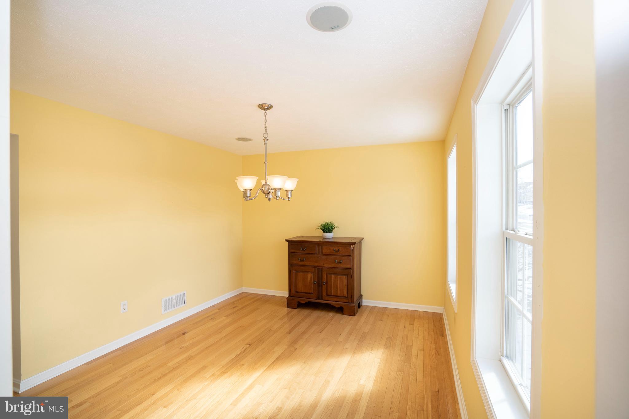 FOXPOINTE - Residential