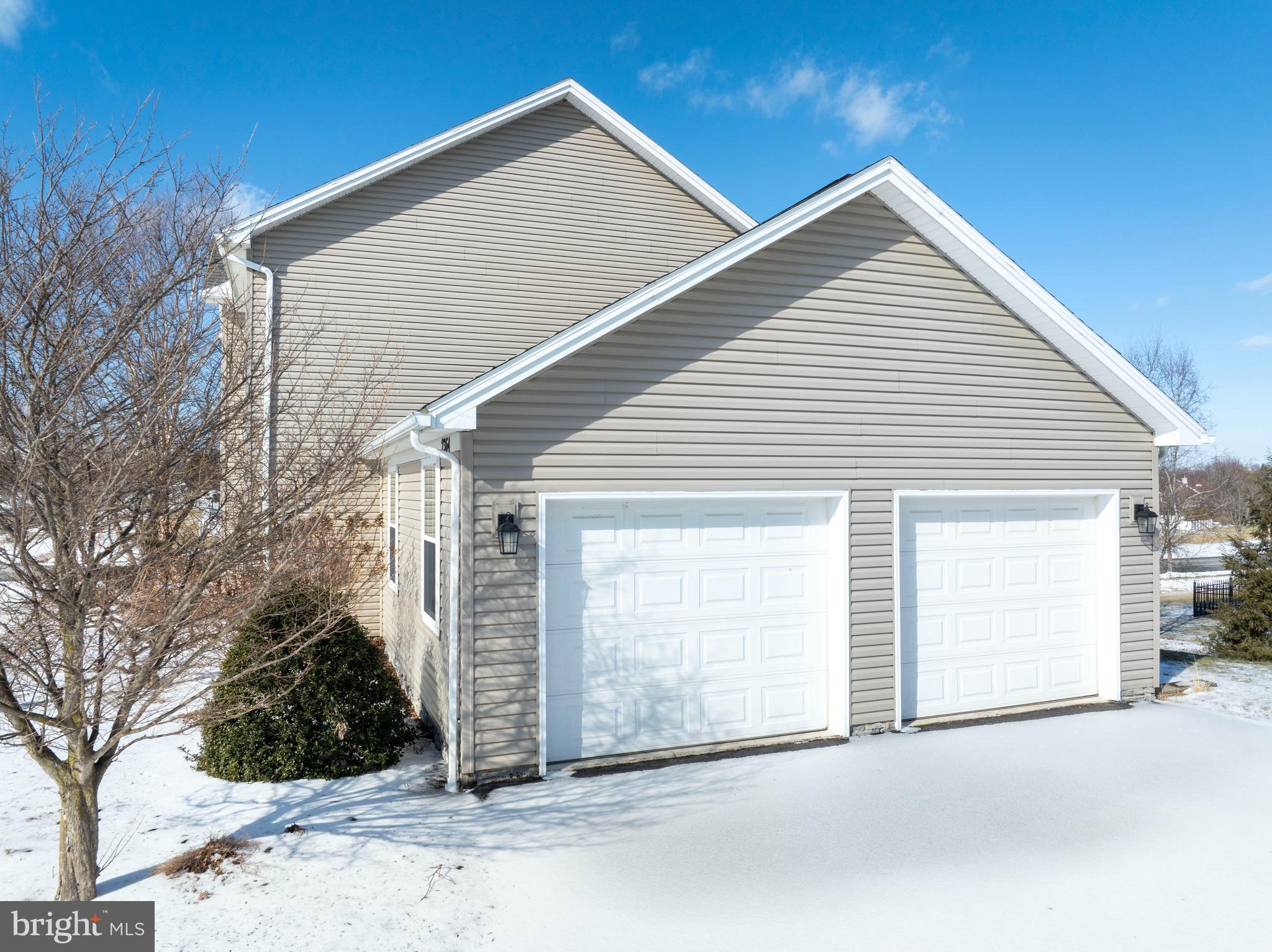 FOXPOINTE - Residential