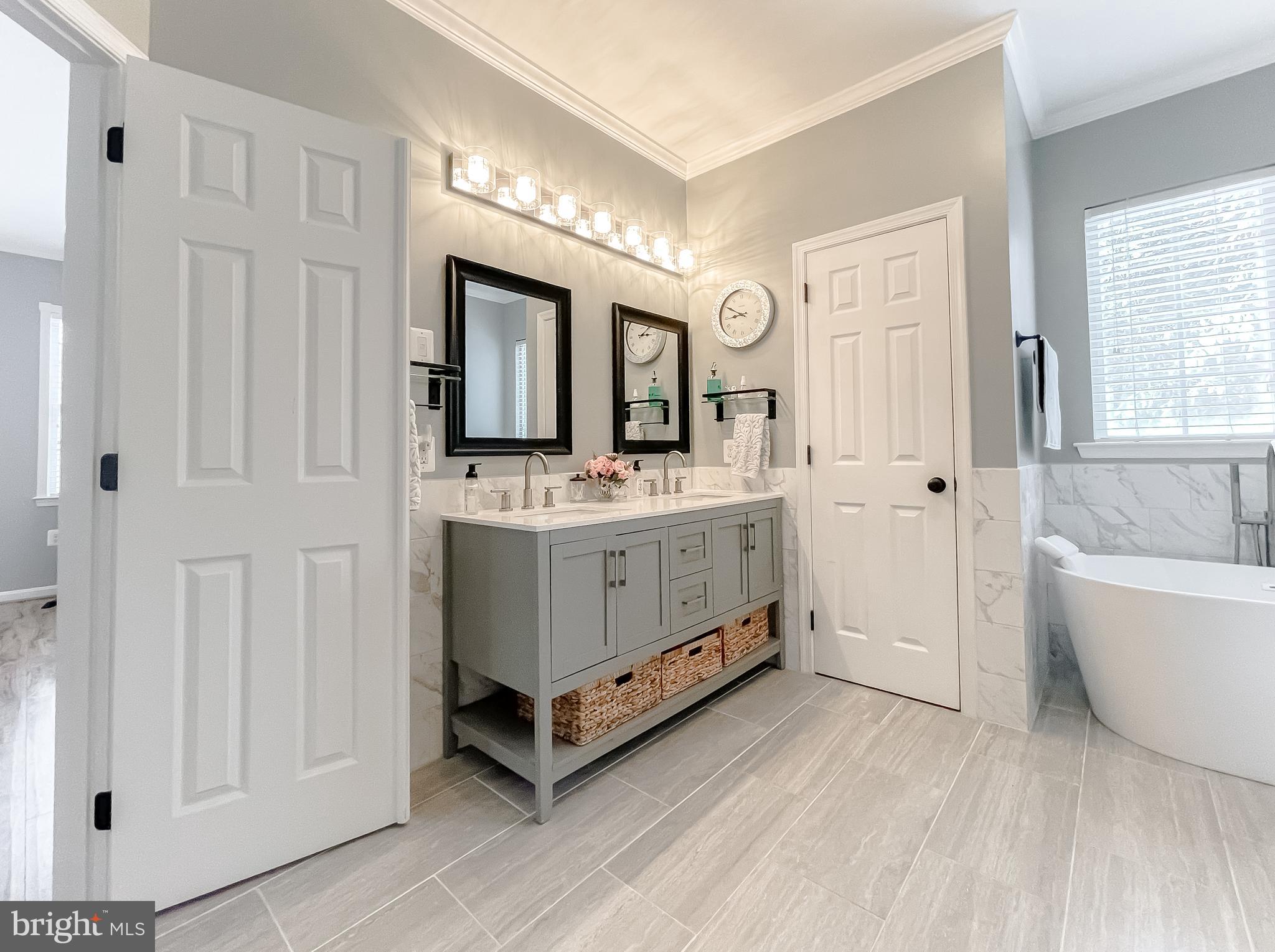 CECIL'S MILL - Residential