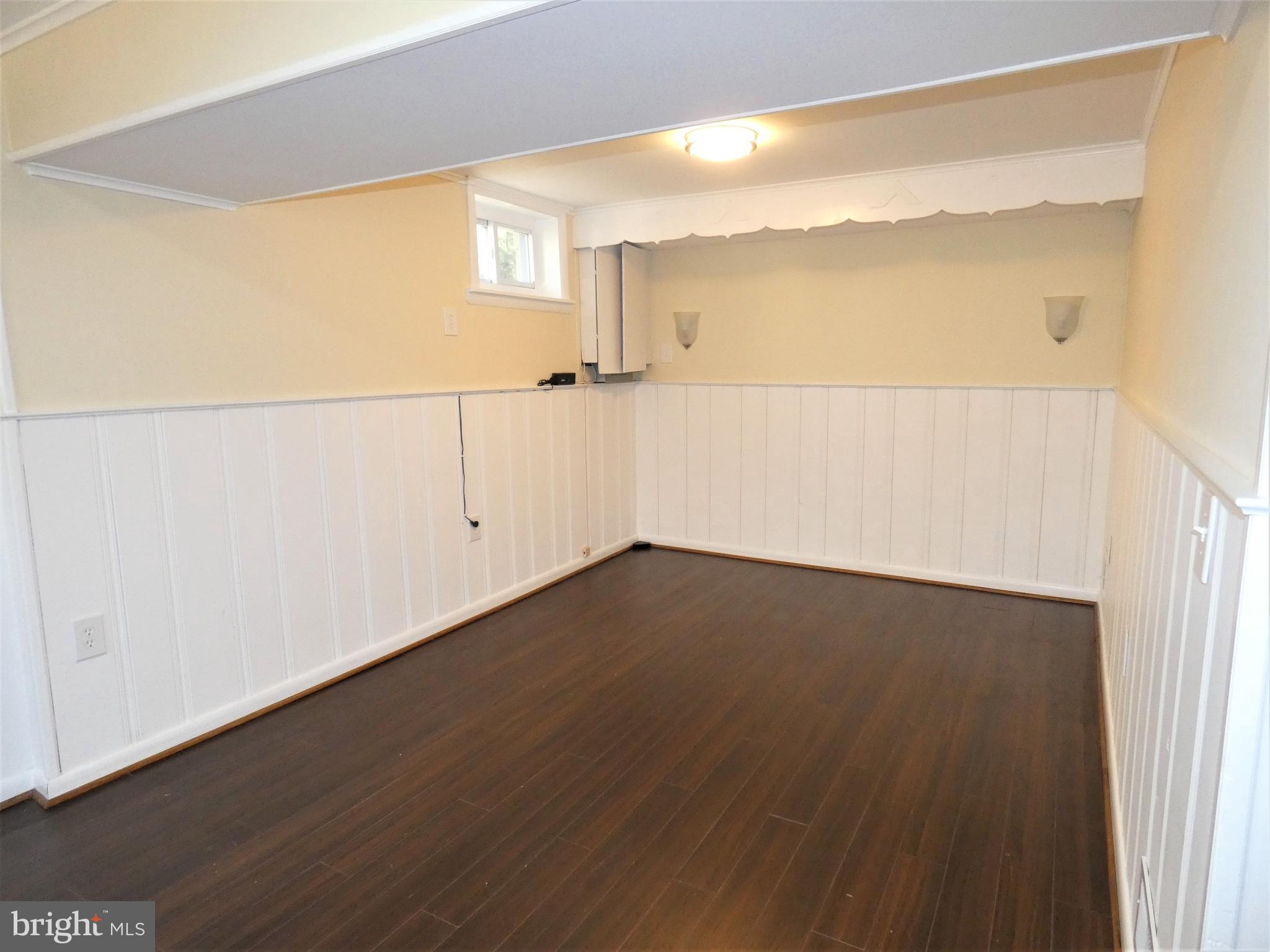 ROCK CREEK PALISADES - Residential Lease