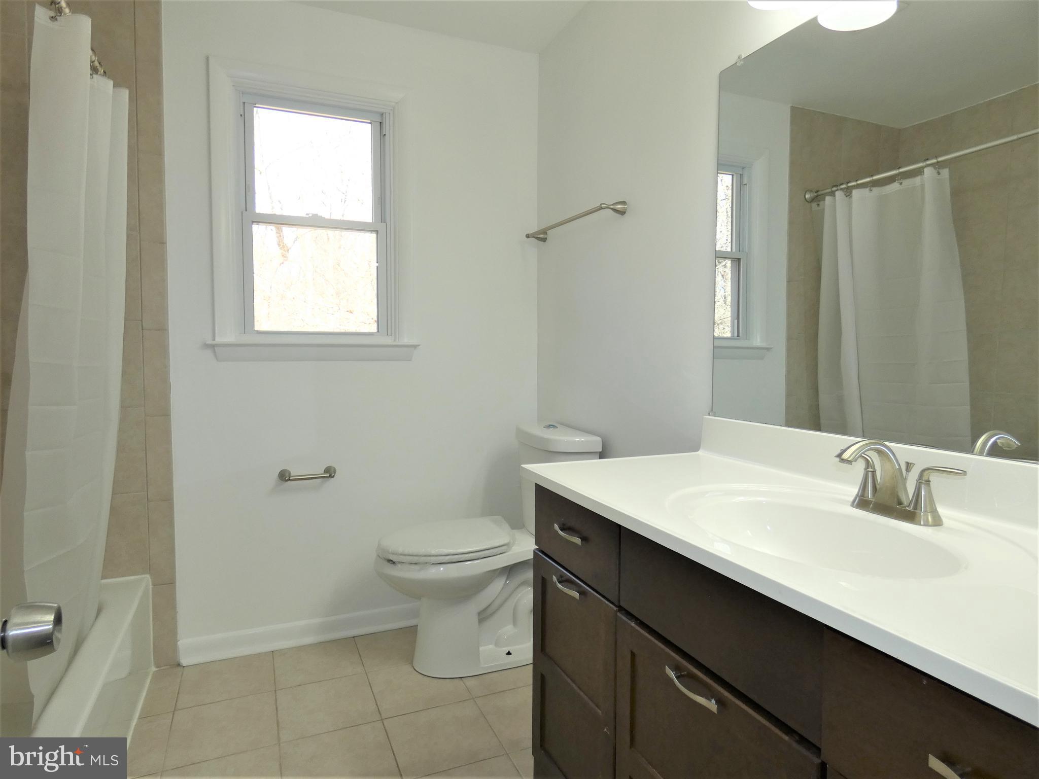 ROCK CREEK PALISADES - Residential Lease