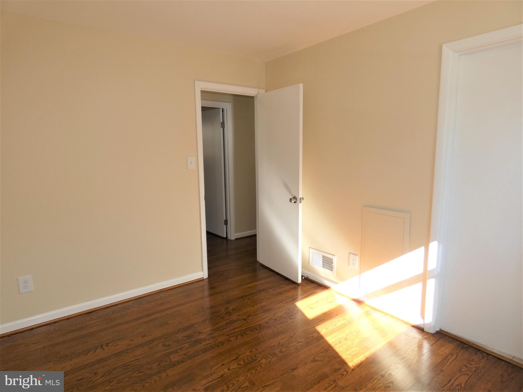 ROCK CREEK PALISADES - Residential Lease