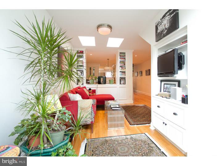 SOCIETY HILL - Residential