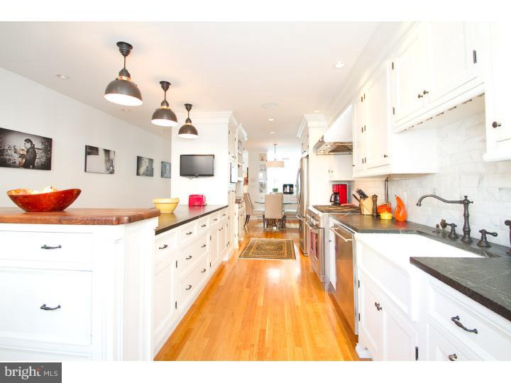 SOCIETY HILL - Residential