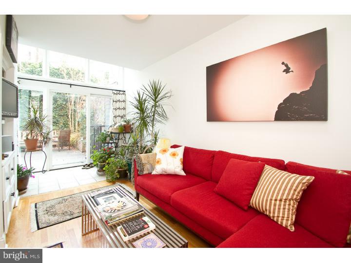 SOCIETY HILL - Residential