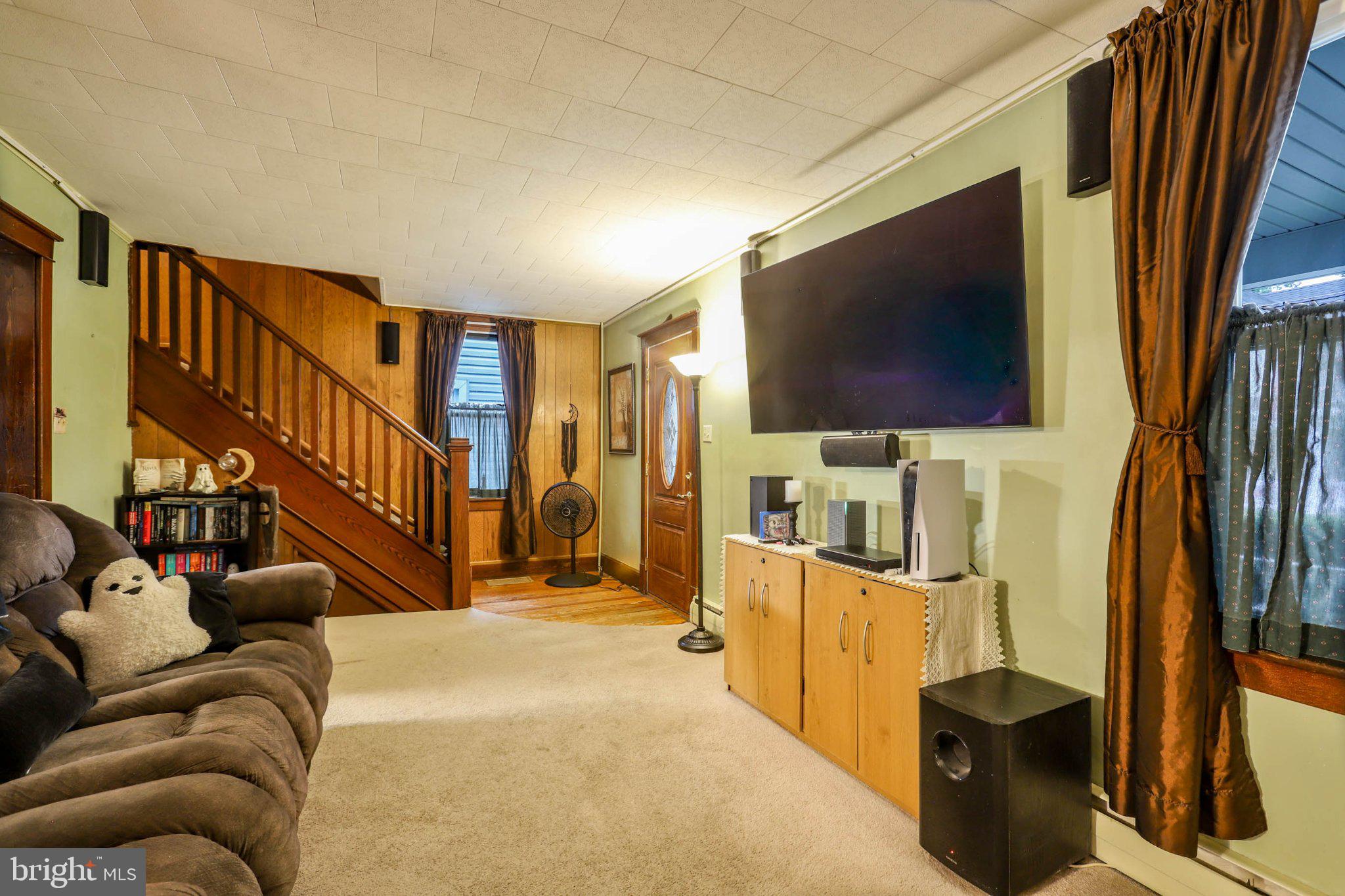 303 WALNUT STREET