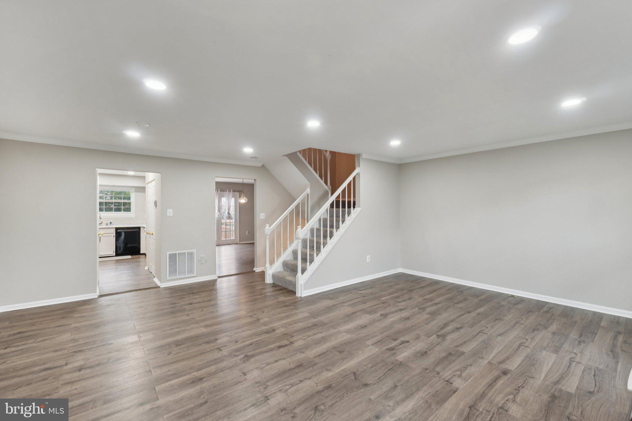 HALLOWELL - Residential Lease