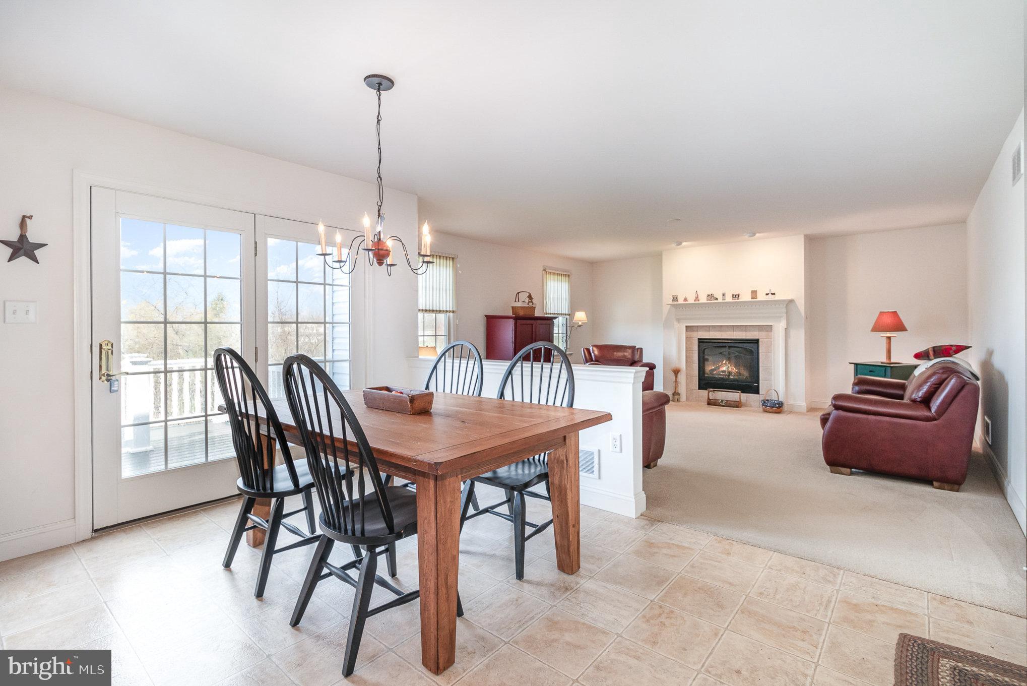 192 BLUE JAY WAY