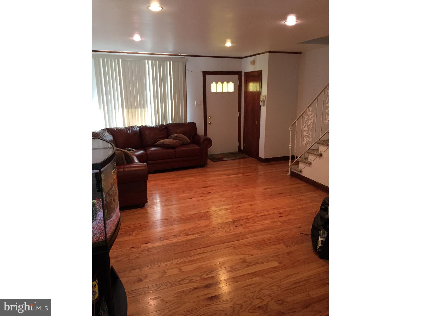 OXFORD CIRCLE - Residential