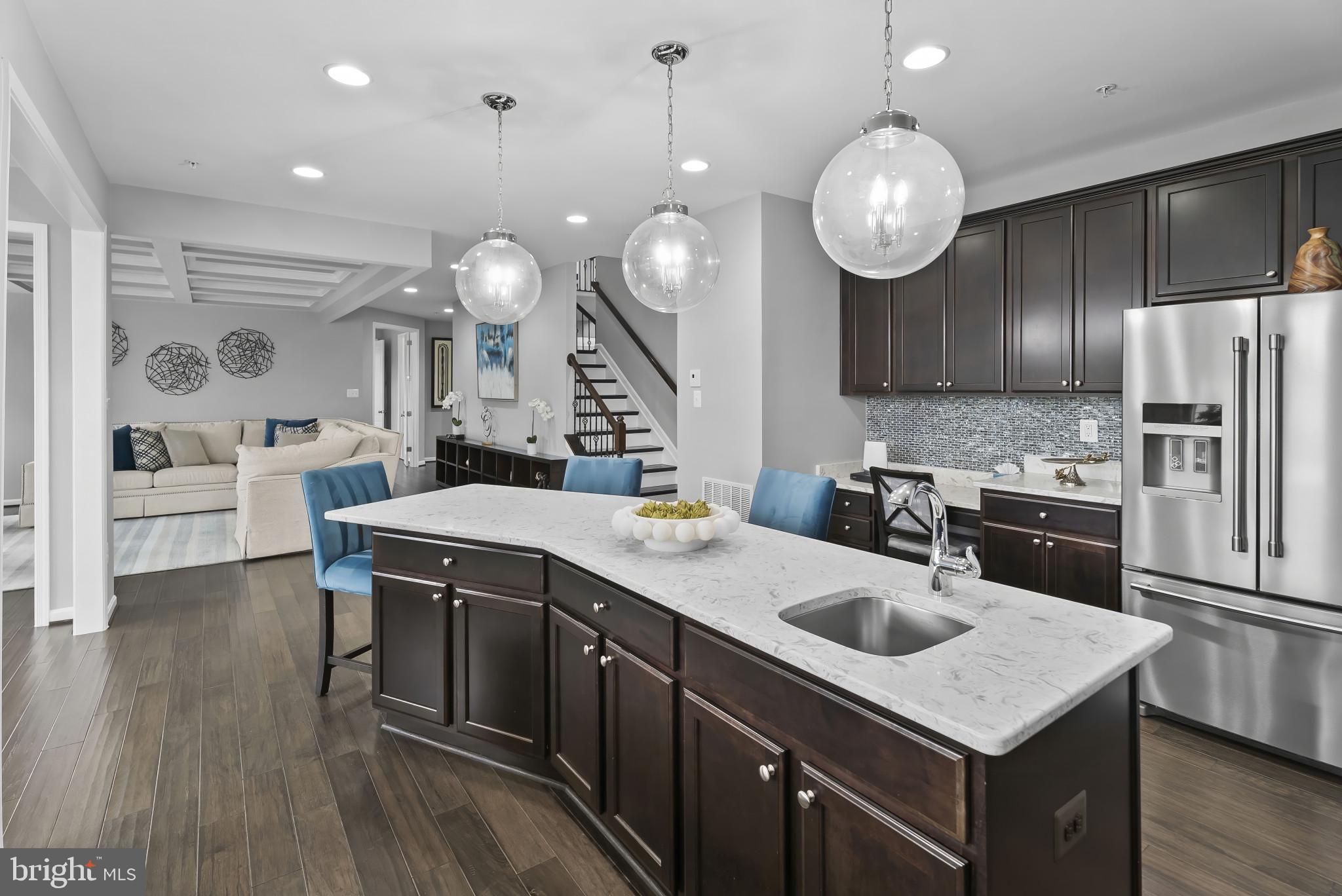 6609 OSBORNE HILL DRIVE