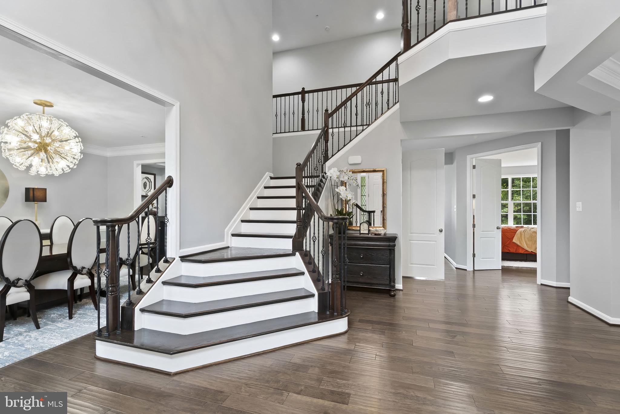 6609 OSBORNE HILL DRIVE