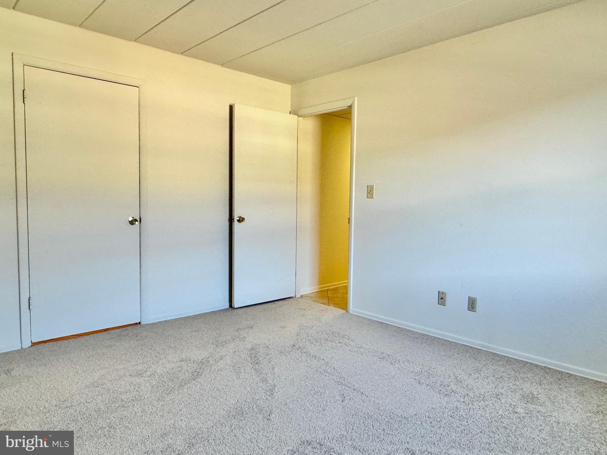 CRESAP KNOLL APARTMENTS - Residential