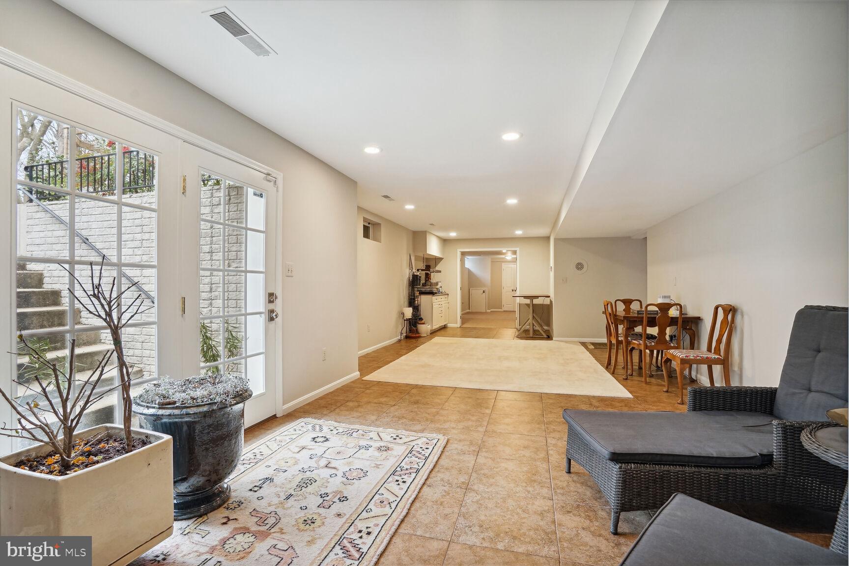 ASHLEIGH GREENE - Residential