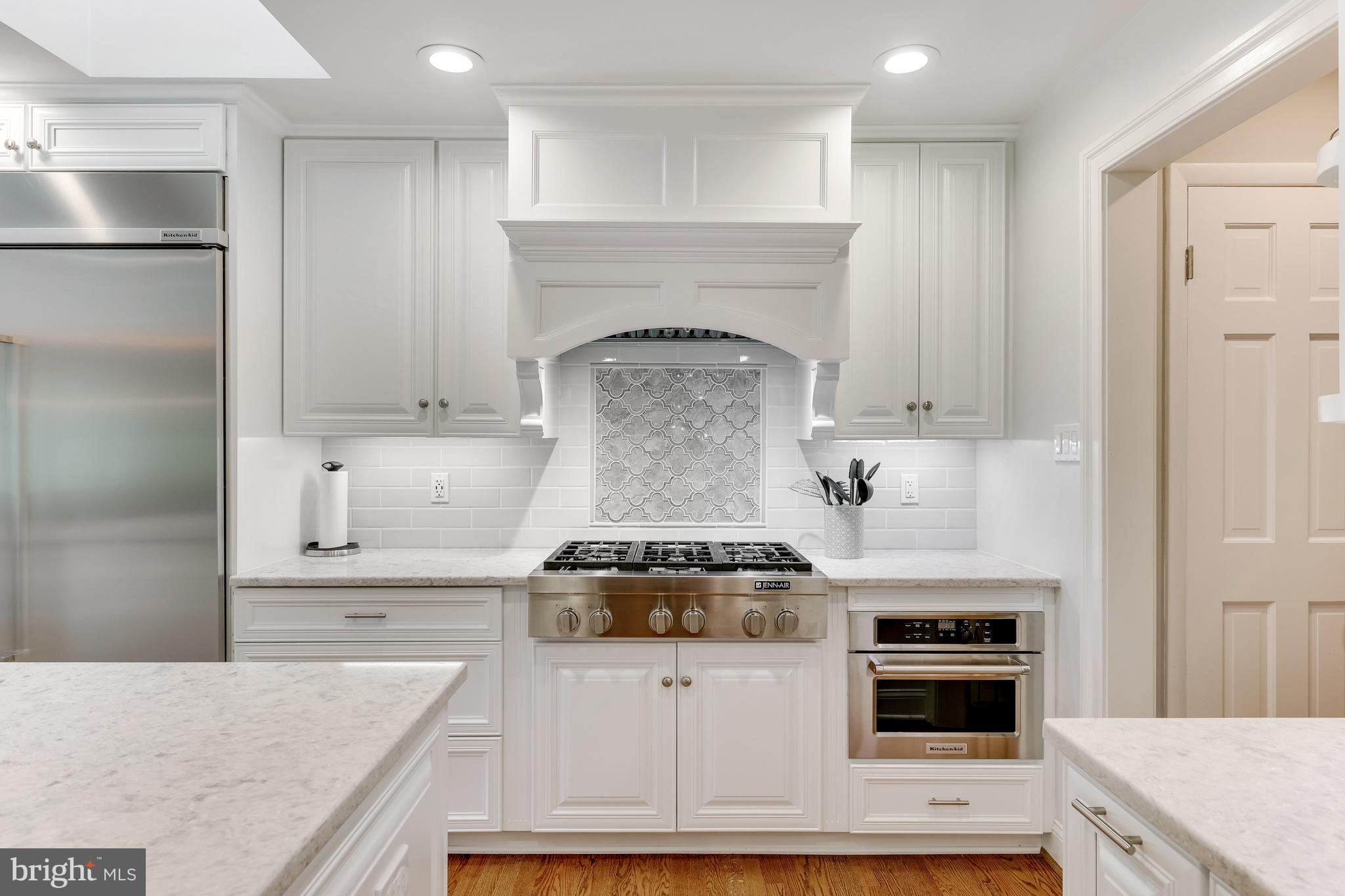 CHESTERBROOK WOODS - Residential