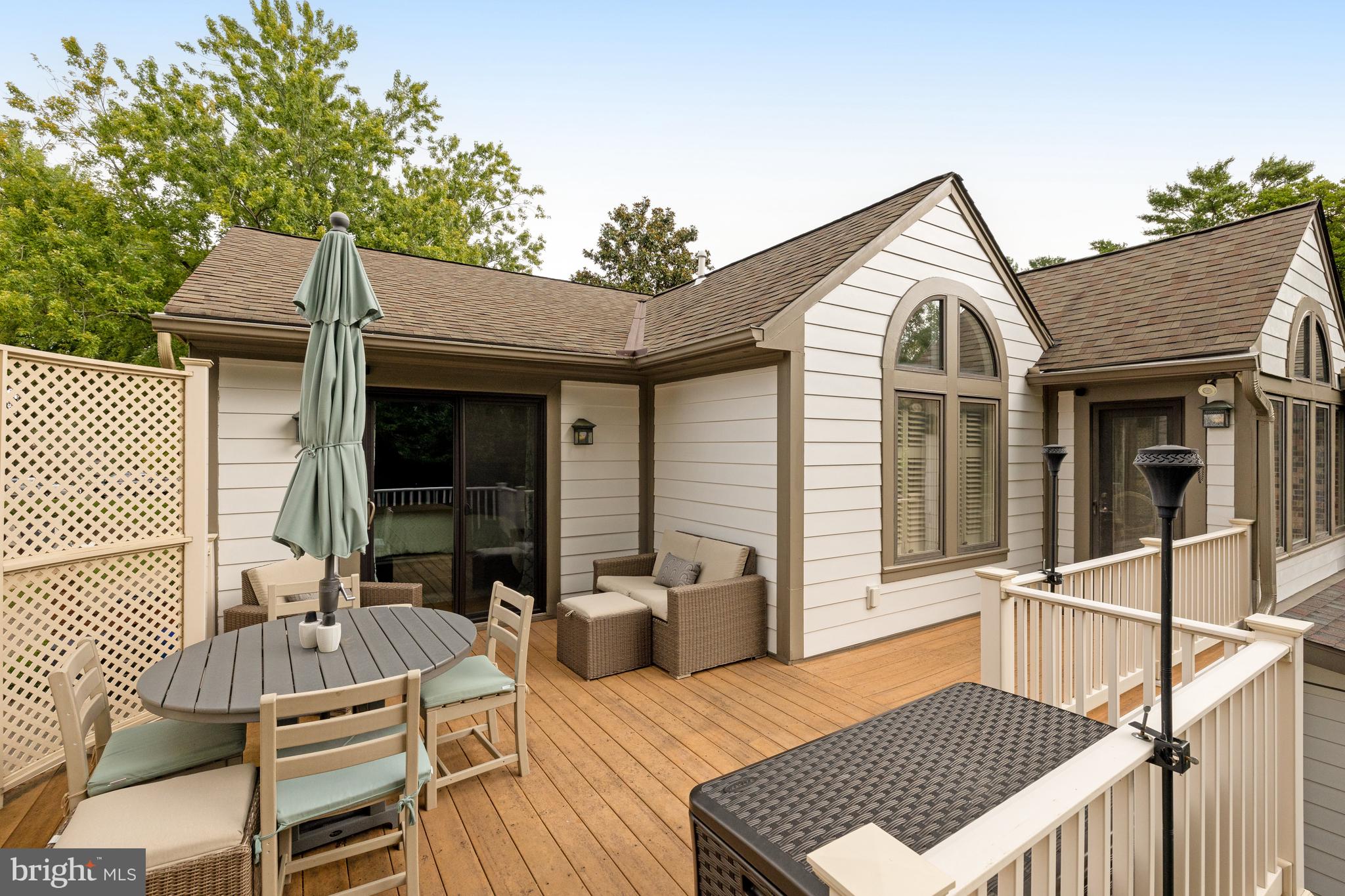 CHESTERBROOK WOODS - Residential