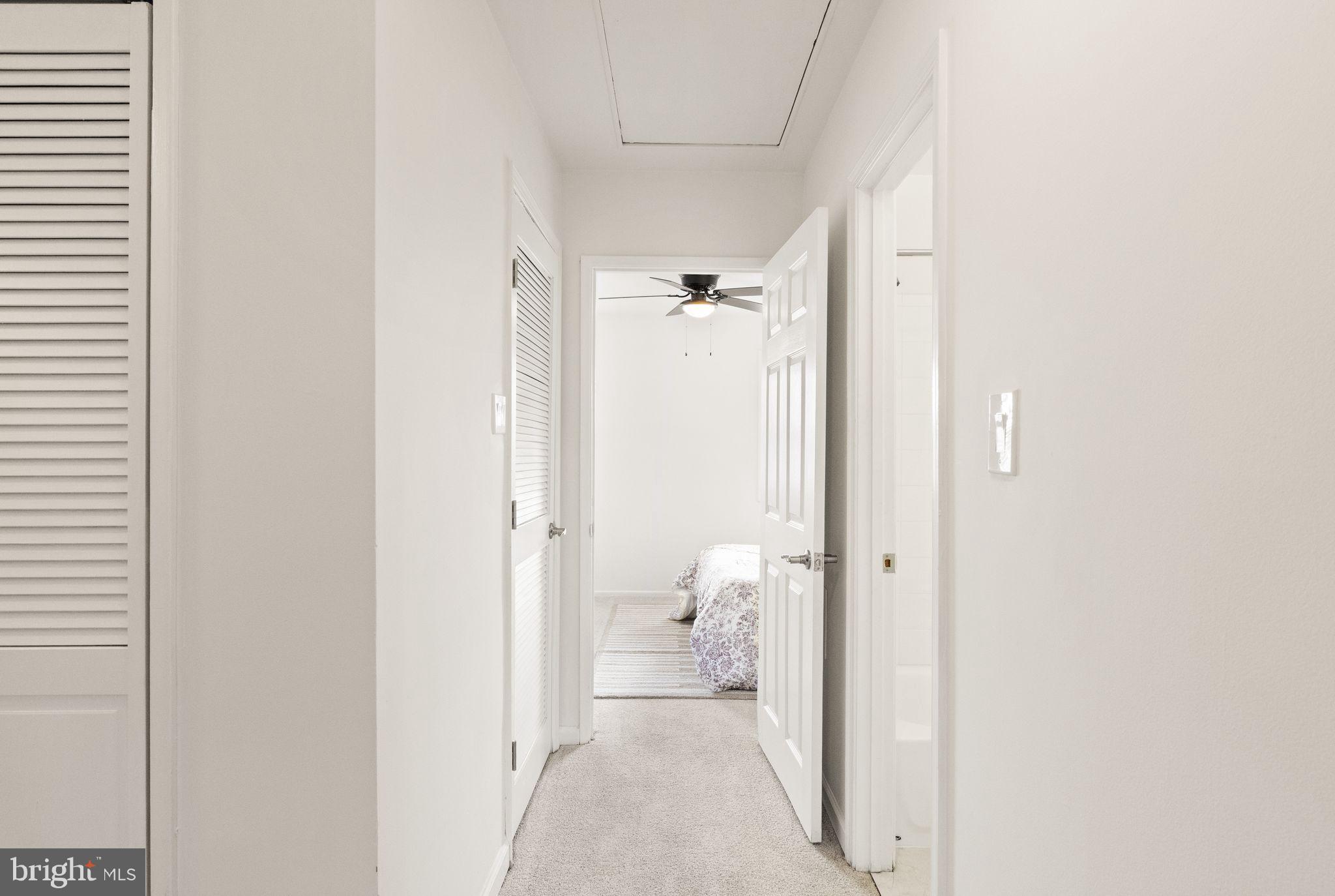 WILLOWBROOK - Residential