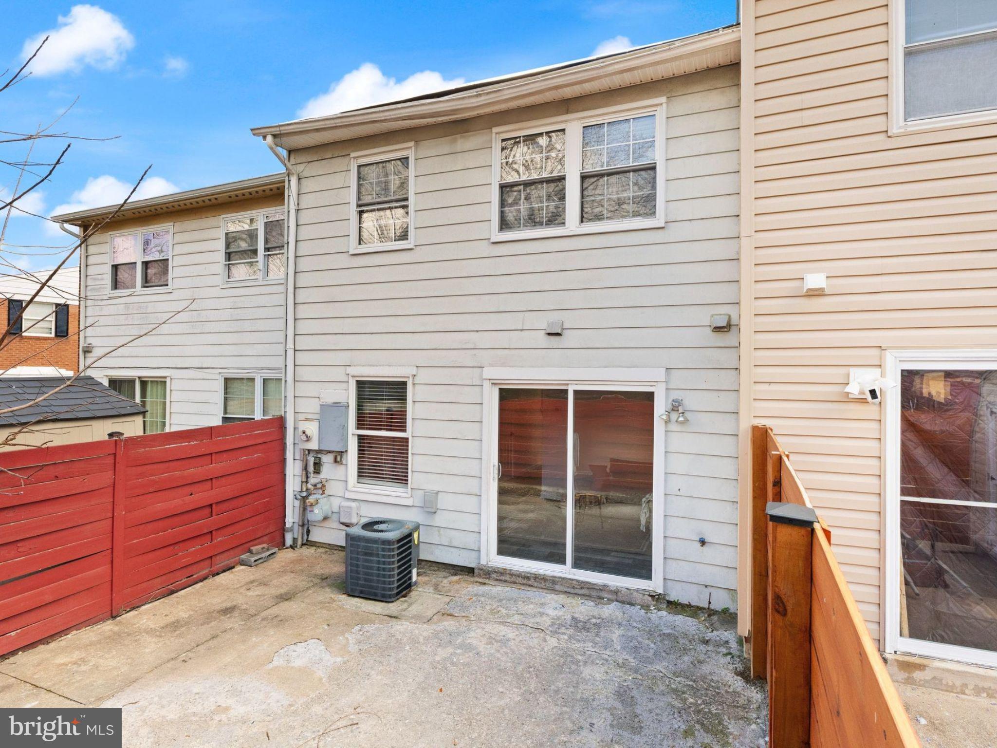 WILLOWBROOK - Residential