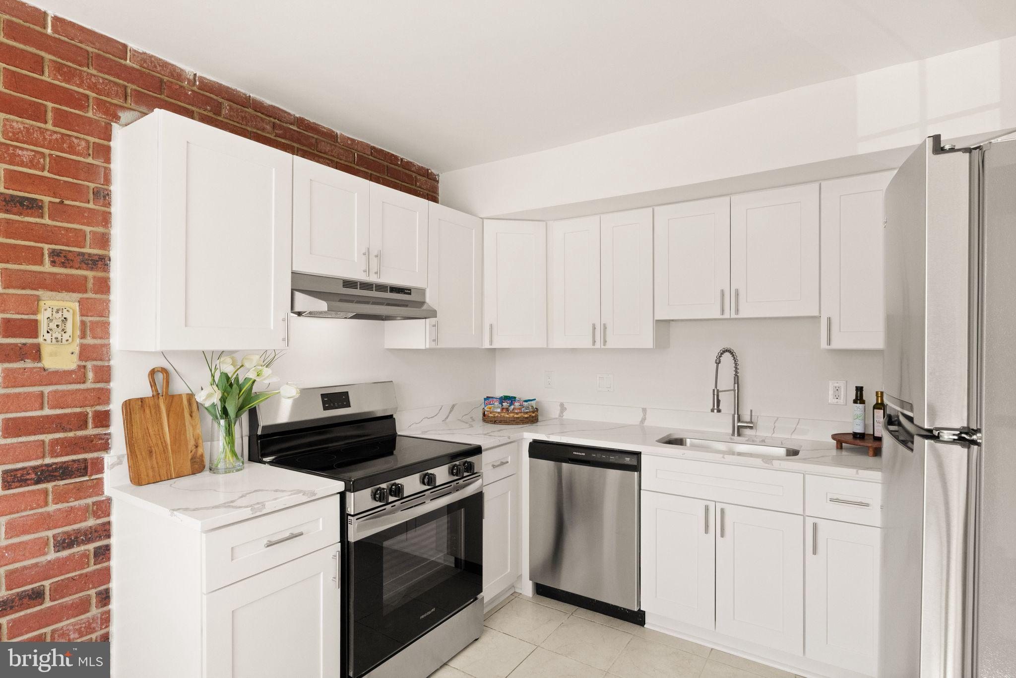 WILLOWBROOK - Residential