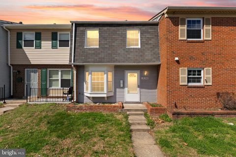 Photo of 14748 Tamarack Place, WOODBRIDGE, VA 22191 (MLS # VAPW2113588)