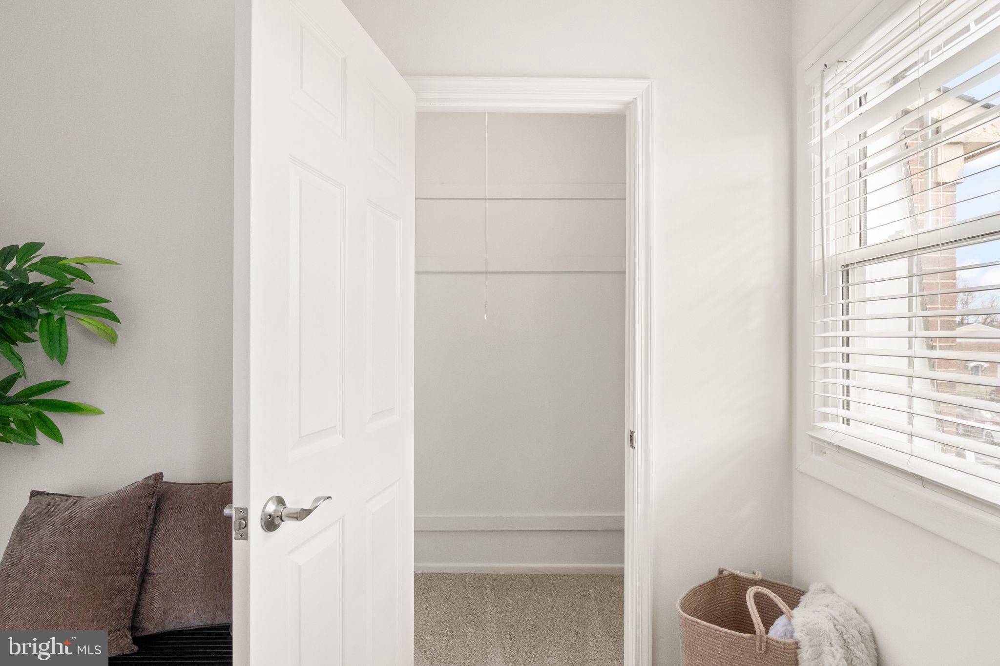 WILLOWBROOK - Residential