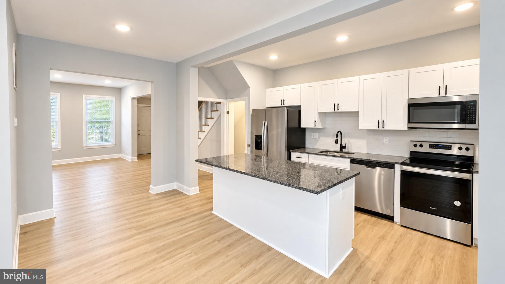 2631 LOYOLA NORTHWAY
