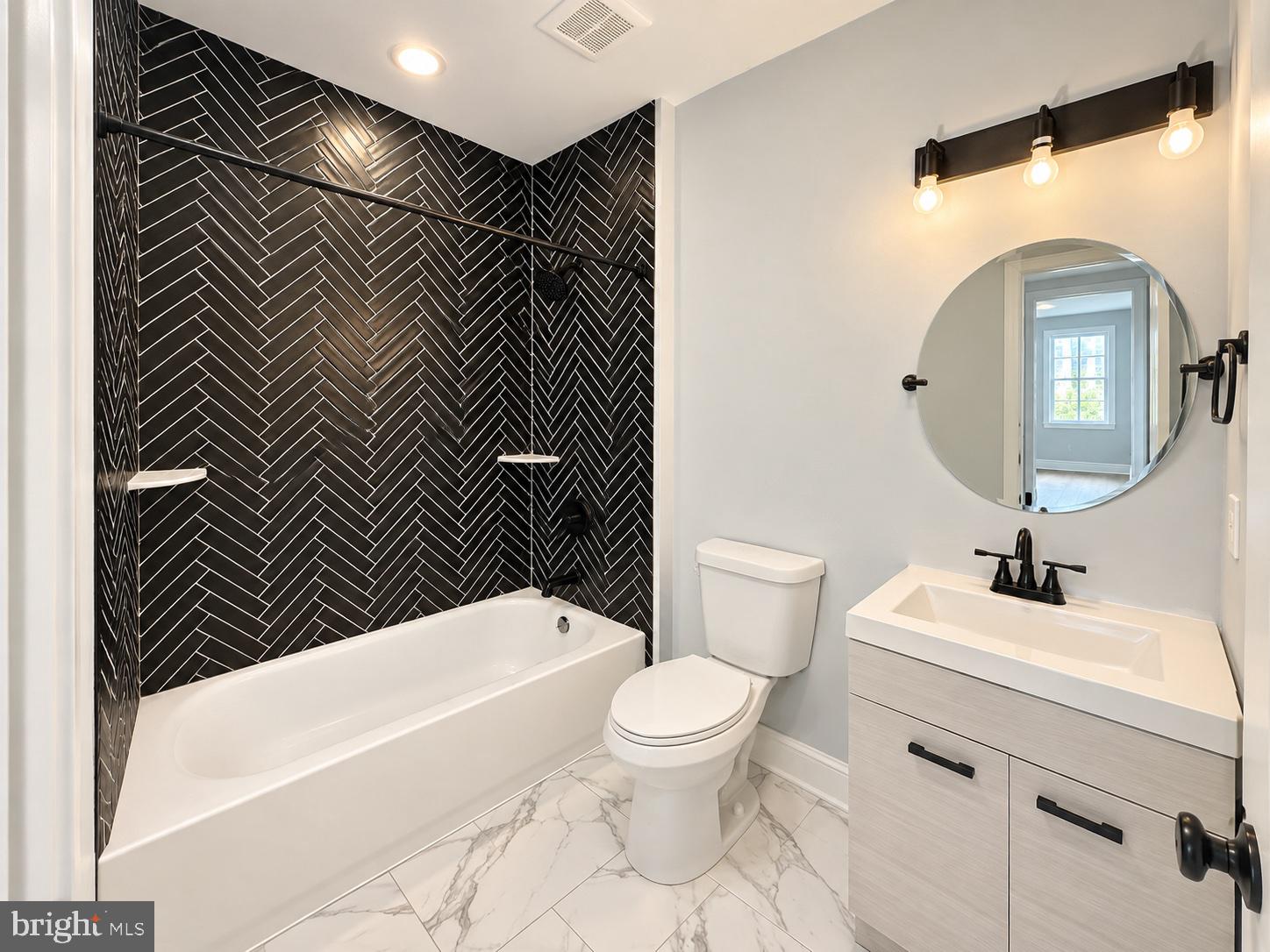 2631 LOYOLA NORTHWAY