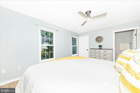 Tiny photo for 2902 Clovercrest Way, OLNEY, MD 20832 (MLS # MDMC2231450)
