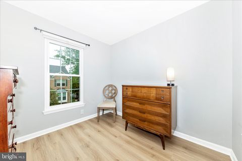 Tiny photo for 2902 Clovercrest Way, OLNEY, MD 20832 (MLS # MDMC2231450)