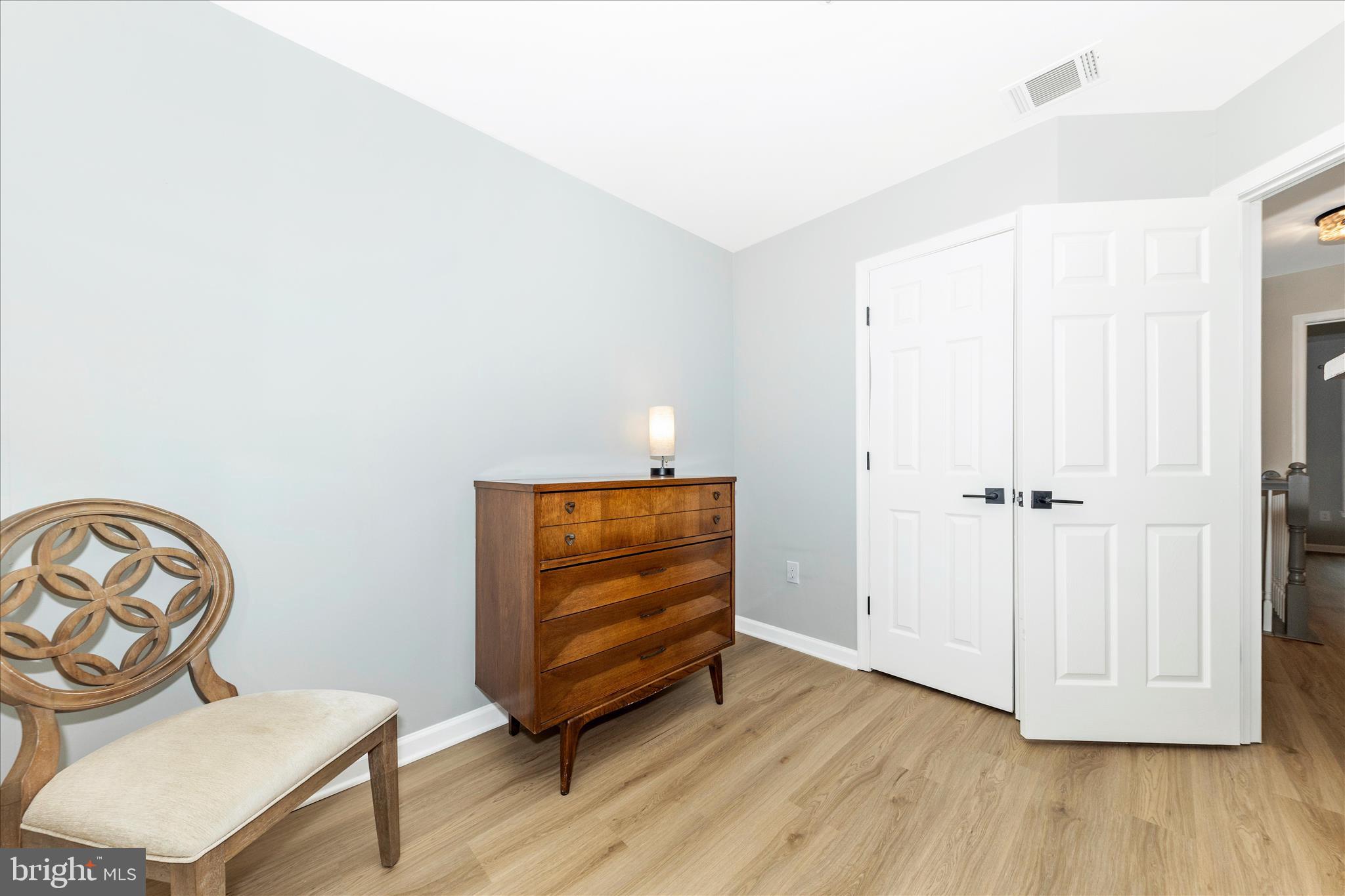 JAMES CREEK - Residential
