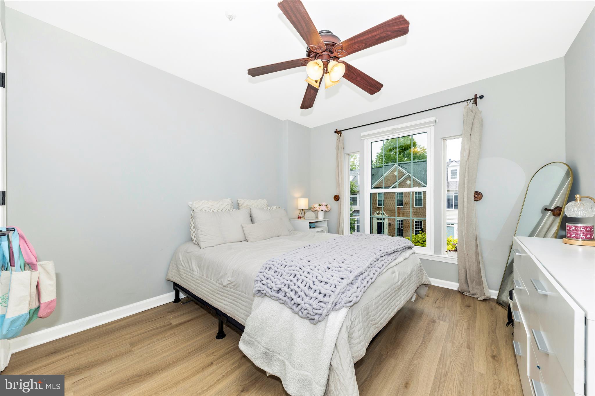 JAMES CREEK - Residential