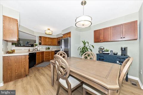 Tiny photo for 2902 Clovercrest Way, OLNEY, MD 20832 (MLS # MDMC2231450)