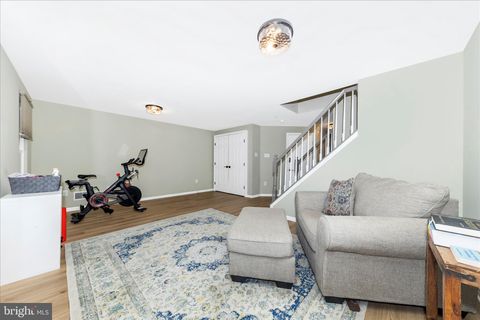 Tiny photo for 2902 Clovercrest Way, OLNEY, MD 20832 (MLS # MDMC2231450)