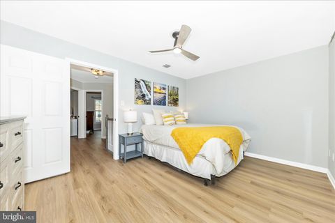 Tiny photo for 2902 Clovercrest Way, OLNEY, MD 20832 (MLS # MDMC2231450)