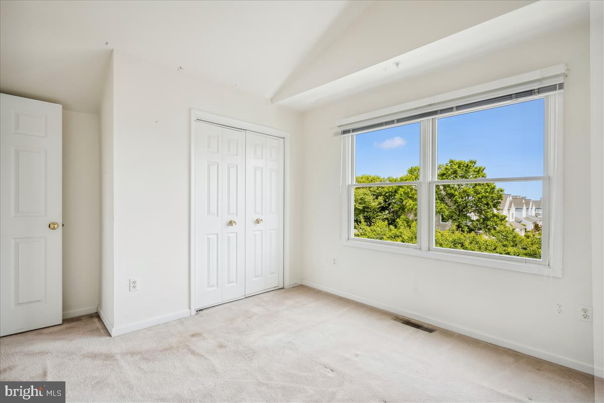 BAYSIDE - Residential