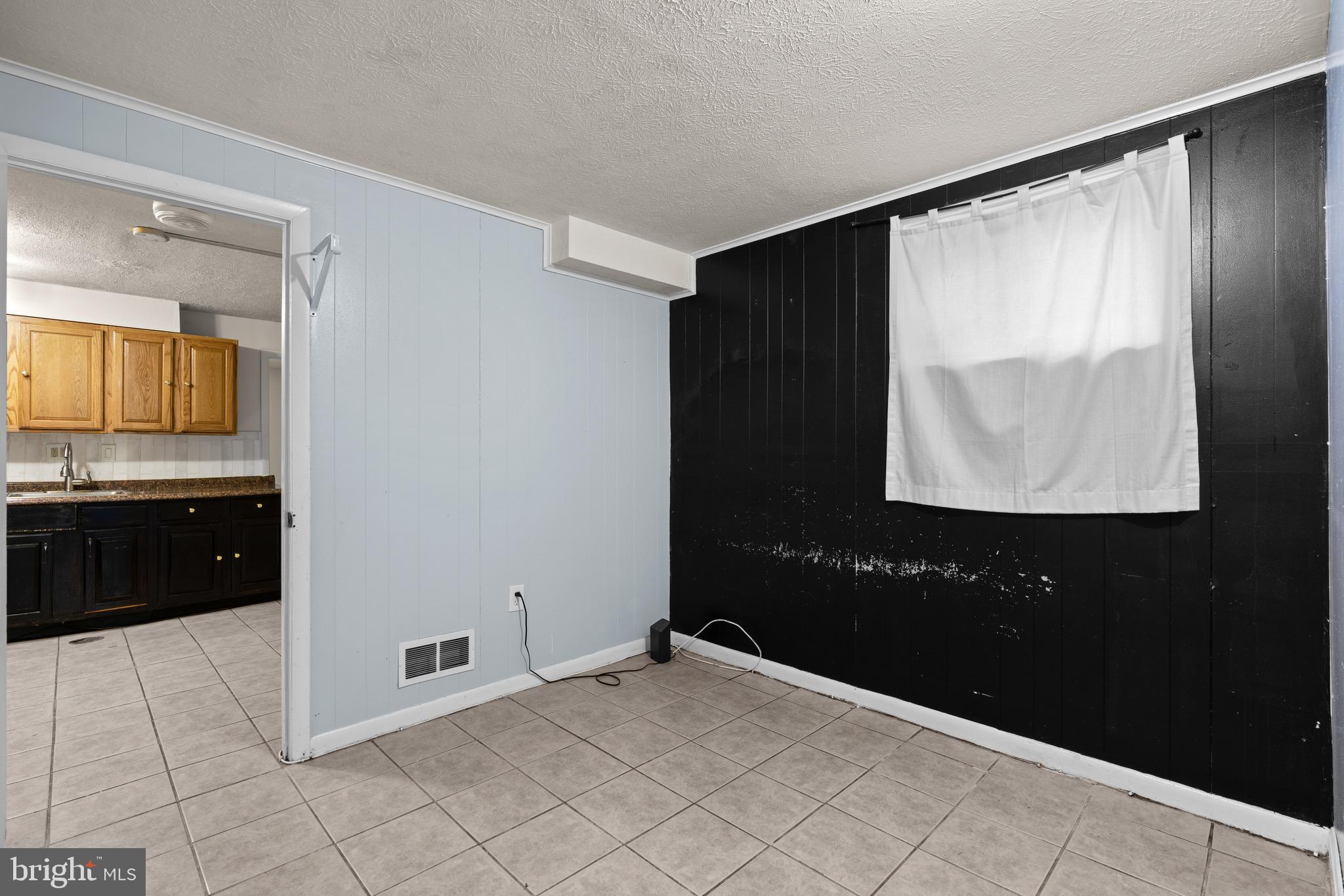 WHEATON VIEW - Residential