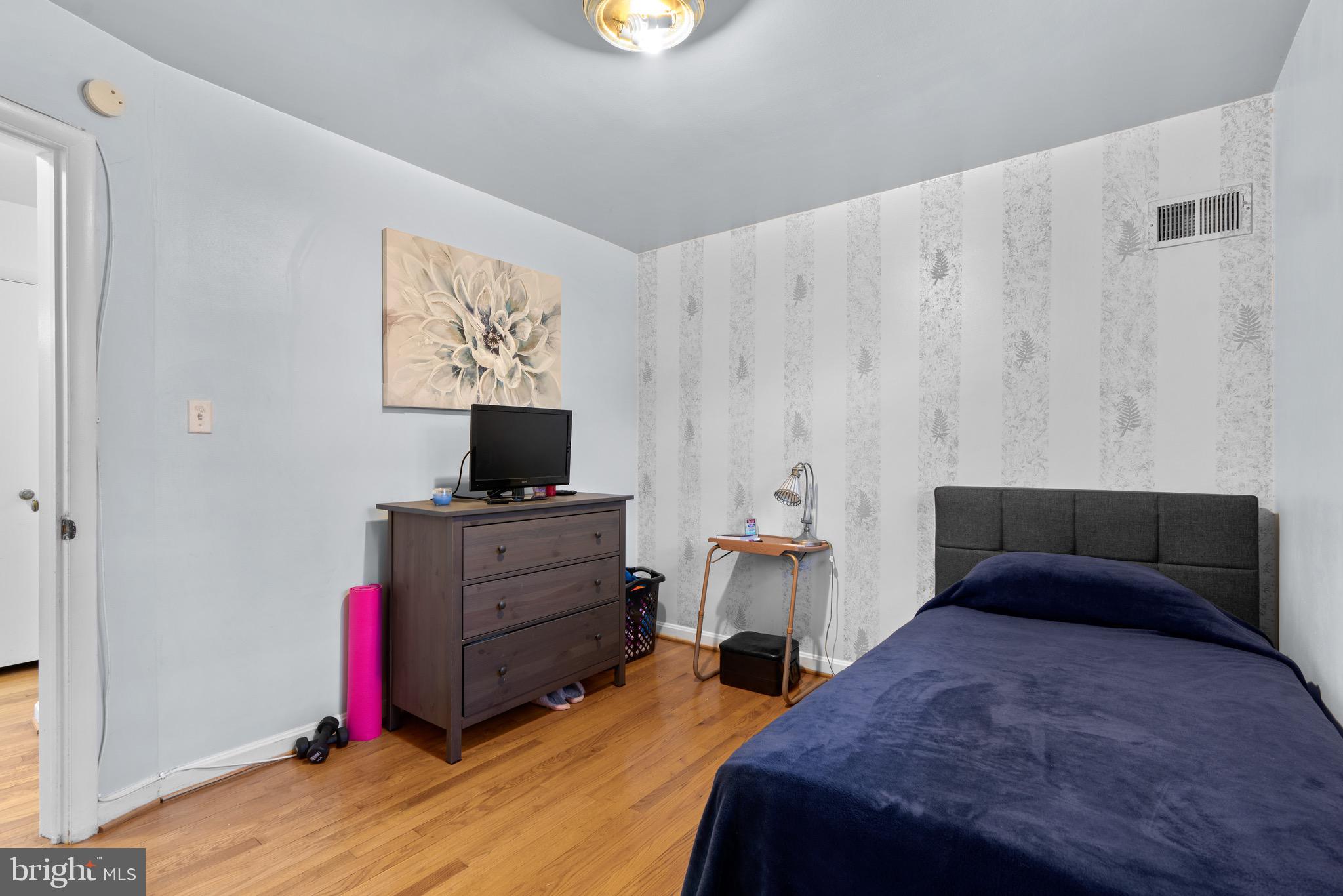 WHEATON VIEW - Residential