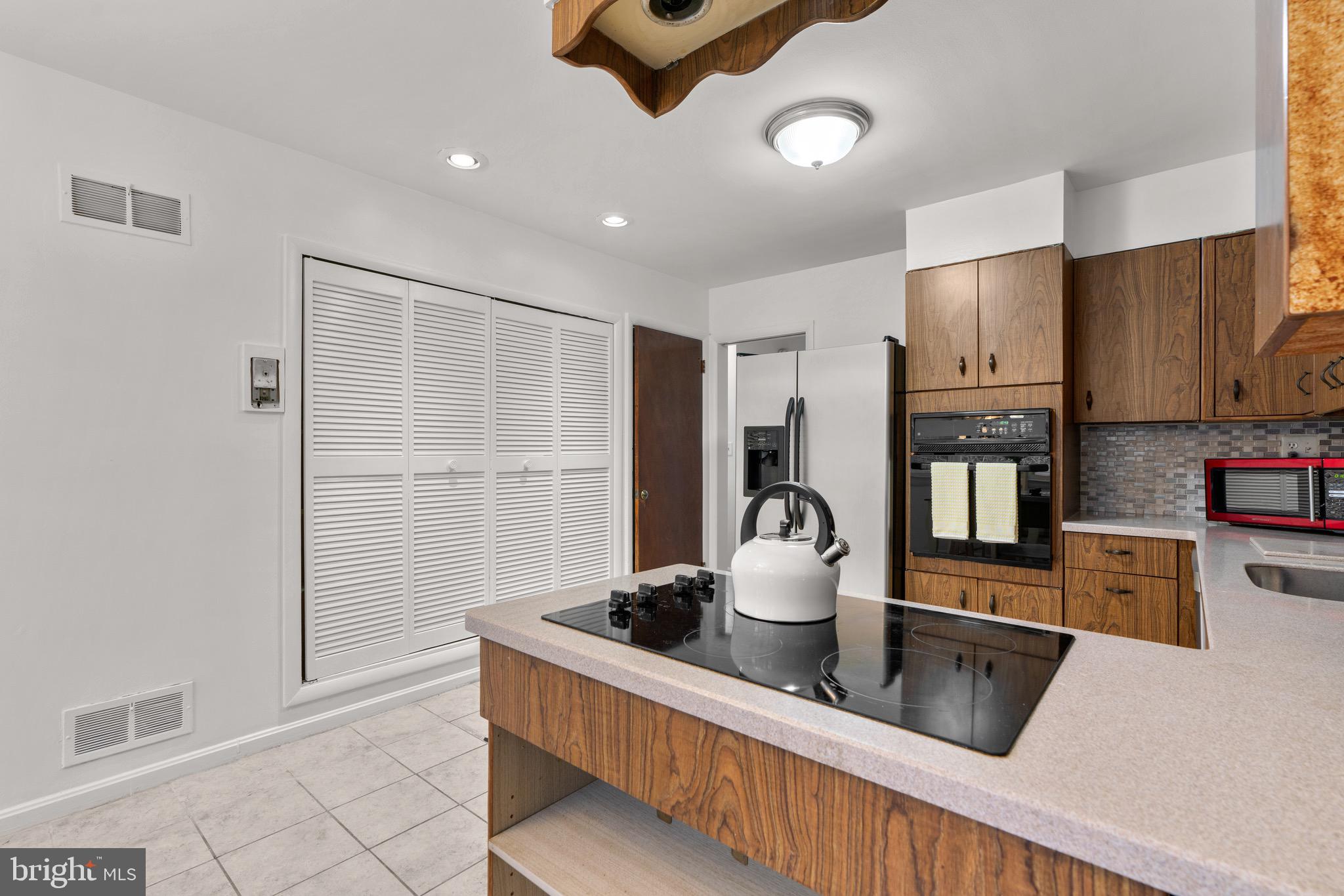 WHEATON VIEW - Residential