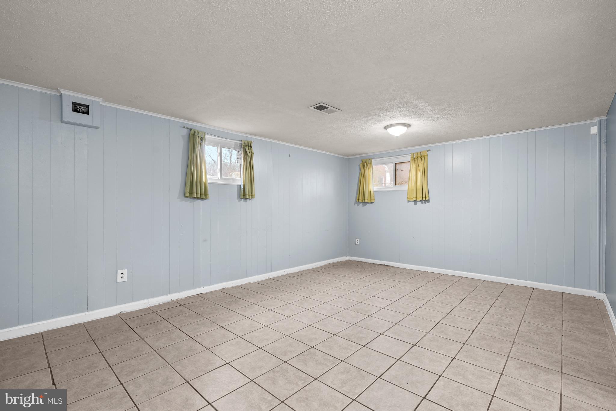 WHEATON VIEW - Residential