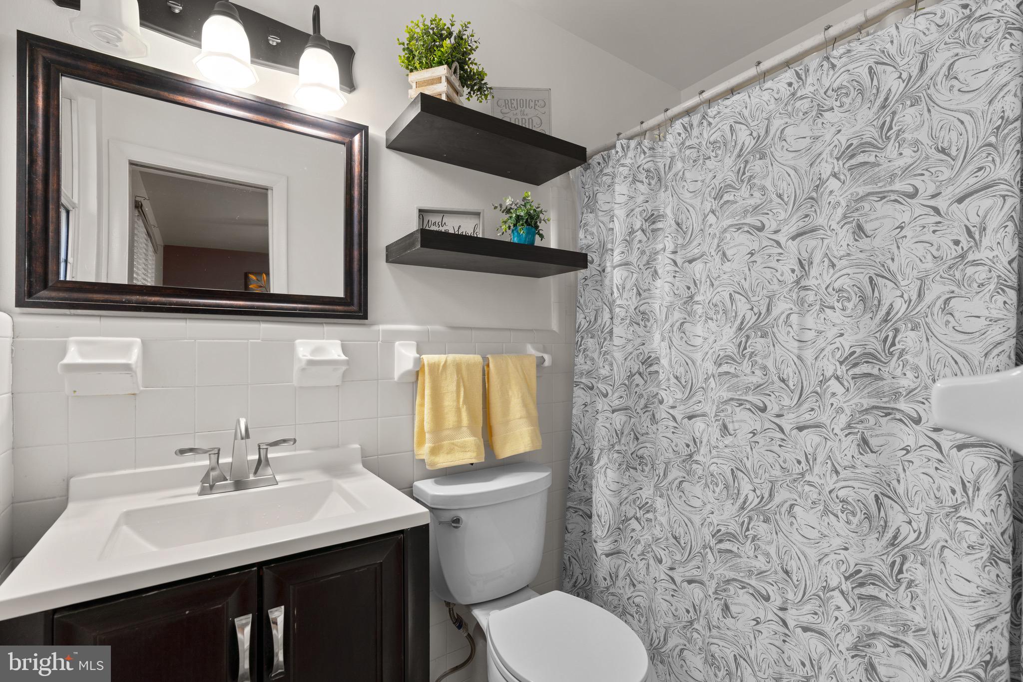 WHEATON VIEW - Residential