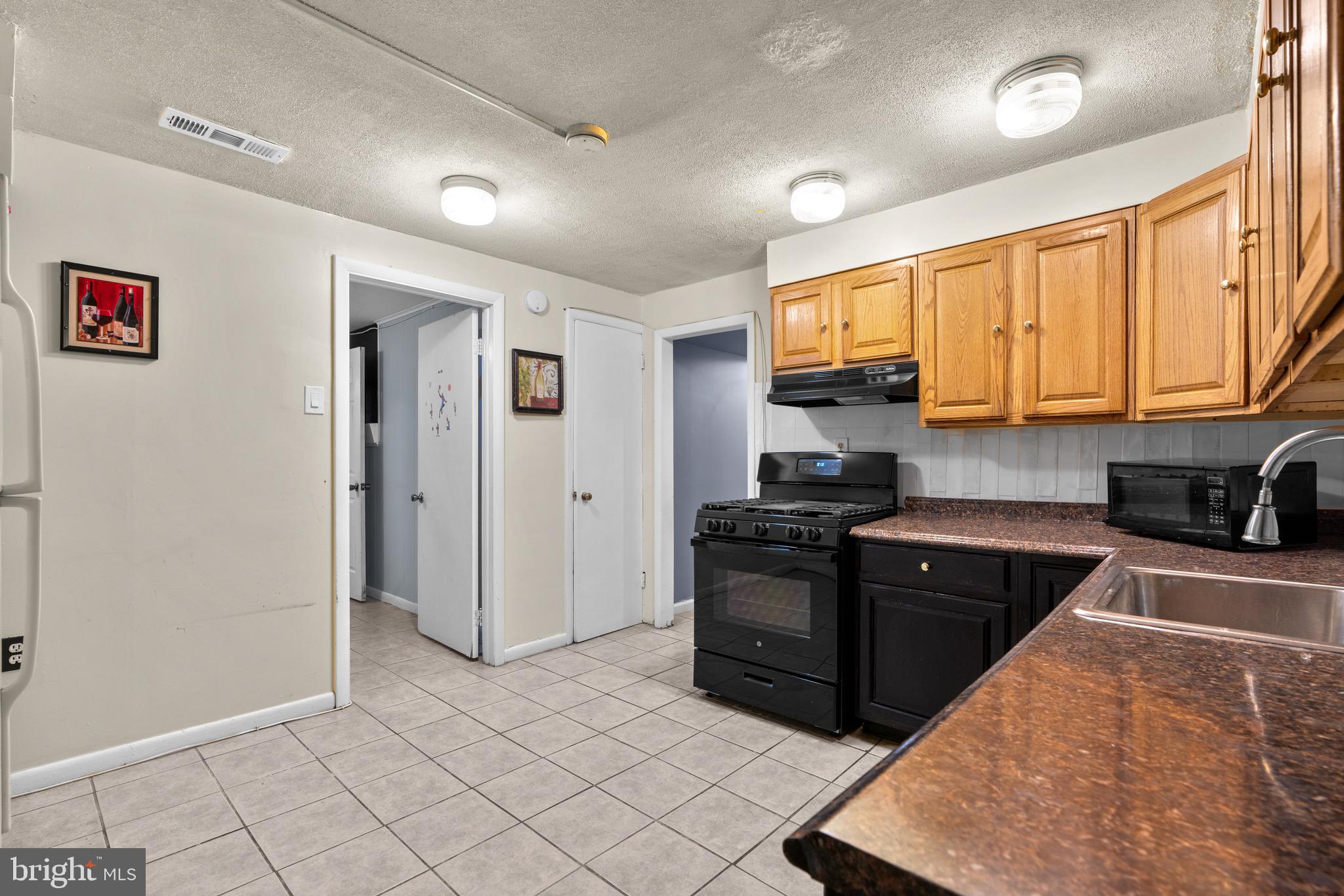 WHEATON VIEW - Residential