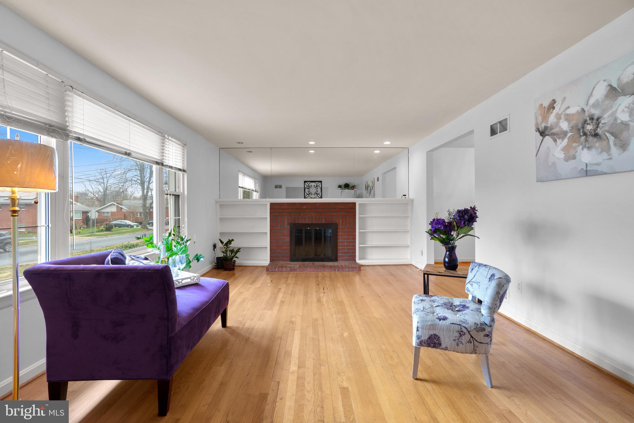 WHEATON VIEW - Residential