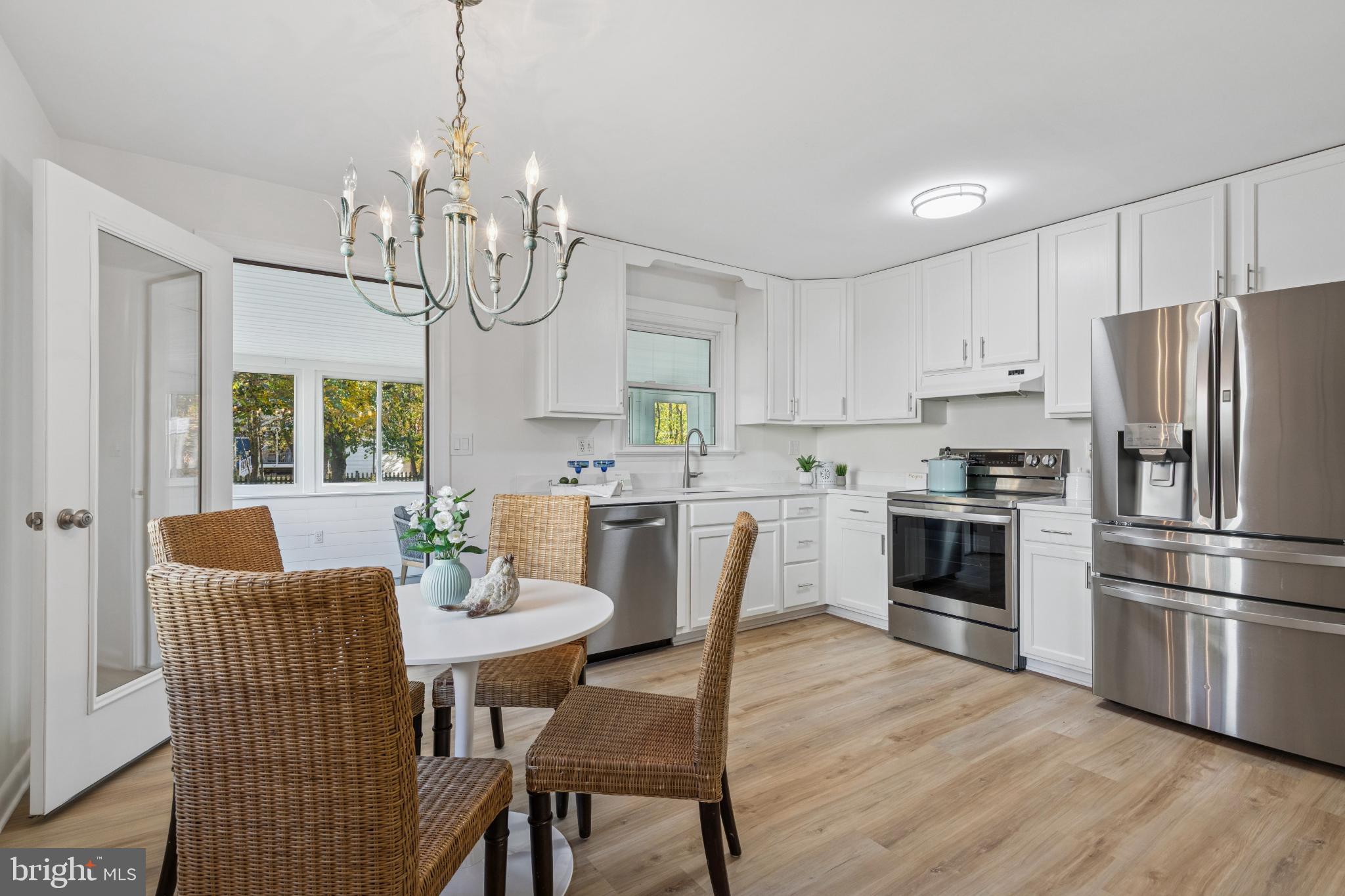 ROMANCOKE ON THE BAY - Residential